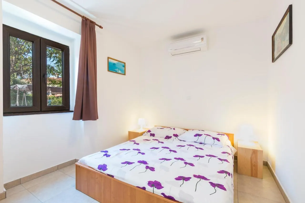Apartment Apartmani Elio Pula Croatia